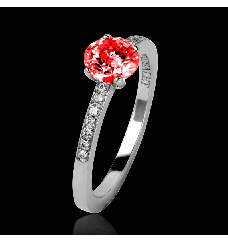 Bague de fiançailles rubis pavage diamant or blanc Judith