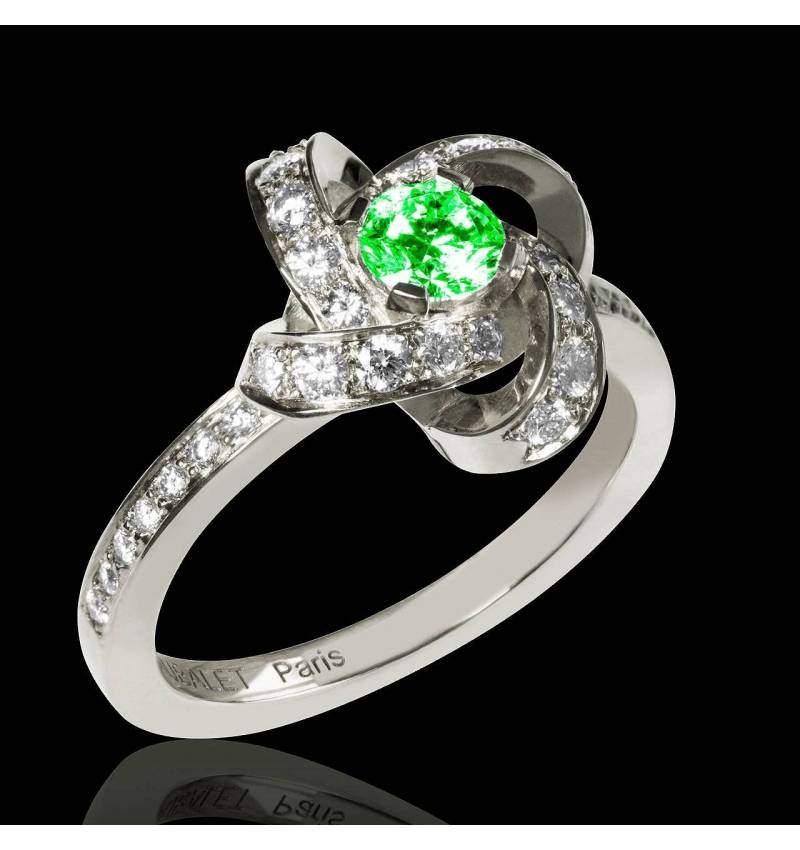 Bague de fiançailles émeraude pavage diamant or blanc Chloé Bague de fiançailles émeraude pavage diamant or blanc Chloé