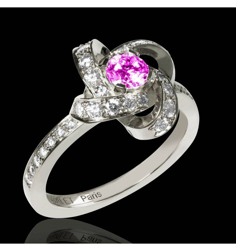Bague de fiançailles saphir rose pavage diamant or blanc Chloé Bague de fiançailles saphir rose pavage diamant or blanc Chloé