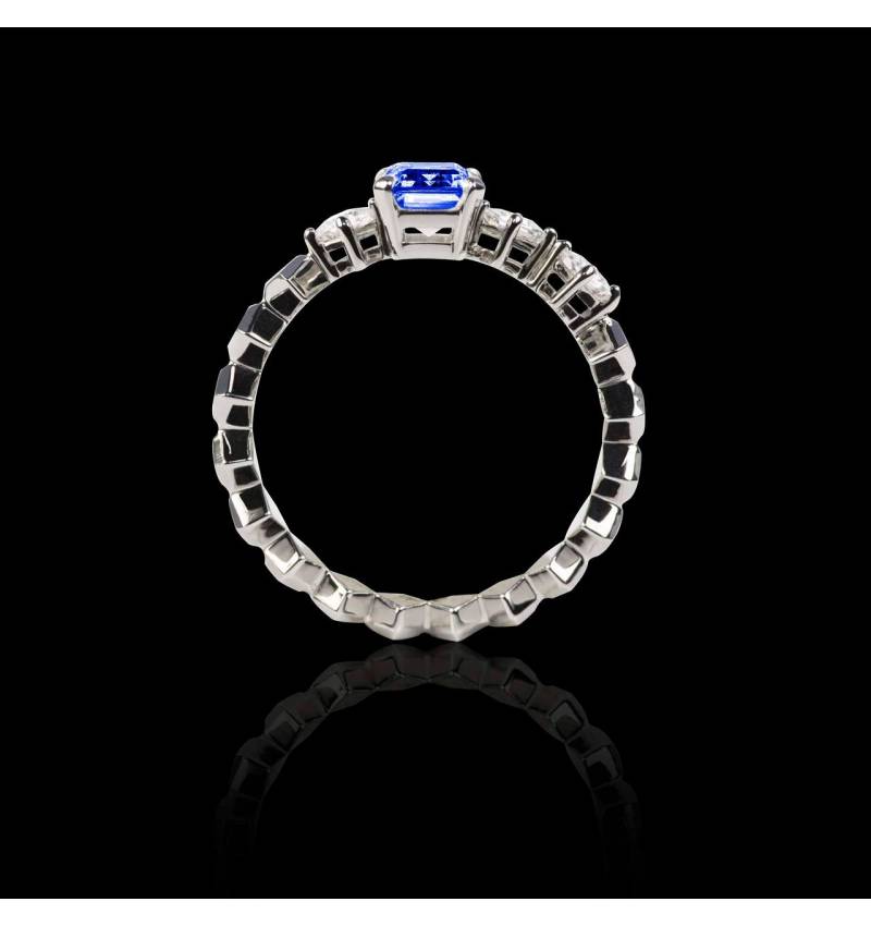 Bague De Fiançailles En Or Blanc Plaqué 14K Avec Saphir Bleu Simulé & Diamants