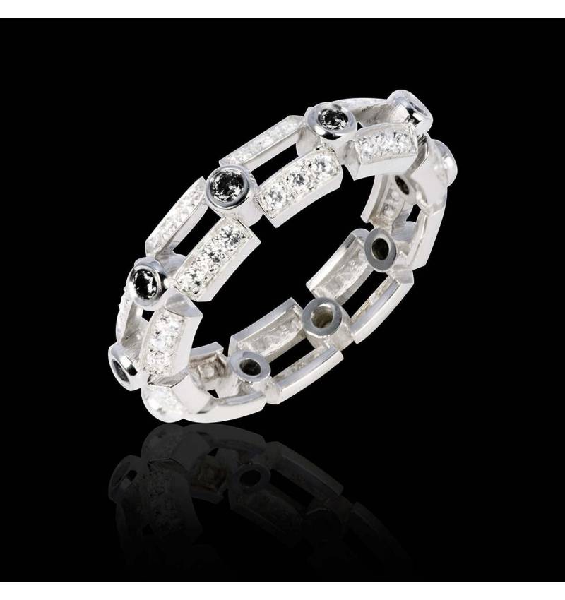 Bague de fiançailles diamant noir 0,6 carat pavage diamant or blanc Terre