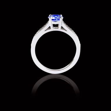 Bague Solitaire saphir bleu pavage diamant or blanc Marie