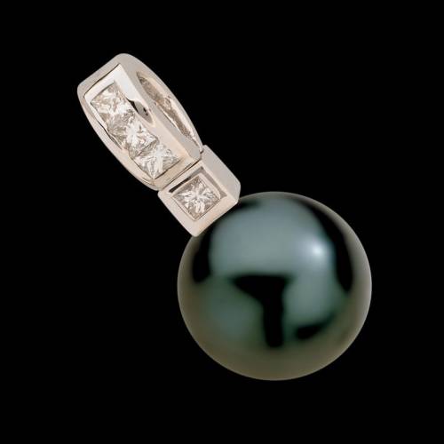Pendentif perle noire Tahiti et diamant or blanc Princess Bora Bora