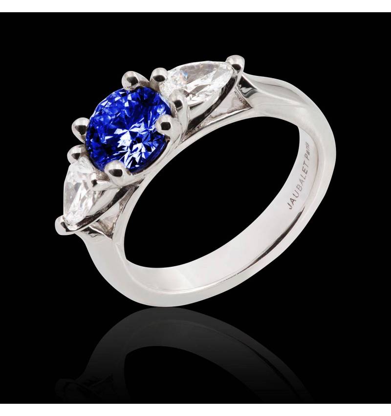 Bague saphir bleu trilogie Orestie