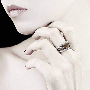 bague-opale-noire-or-blanc-regina suprema