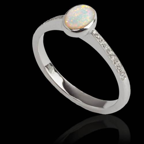 Bague-opale-blanche-or-blanc-Moon