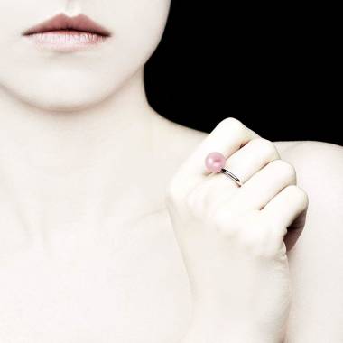 Bague perle rosée or blanc Sharbanu