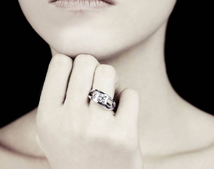 magnifique bague future solo diamant or blanc