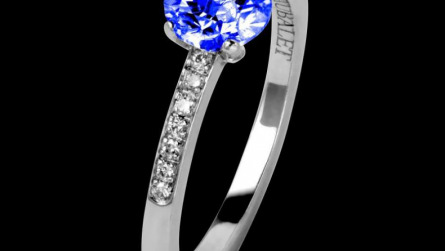 Bague saphir bleu 1 carat