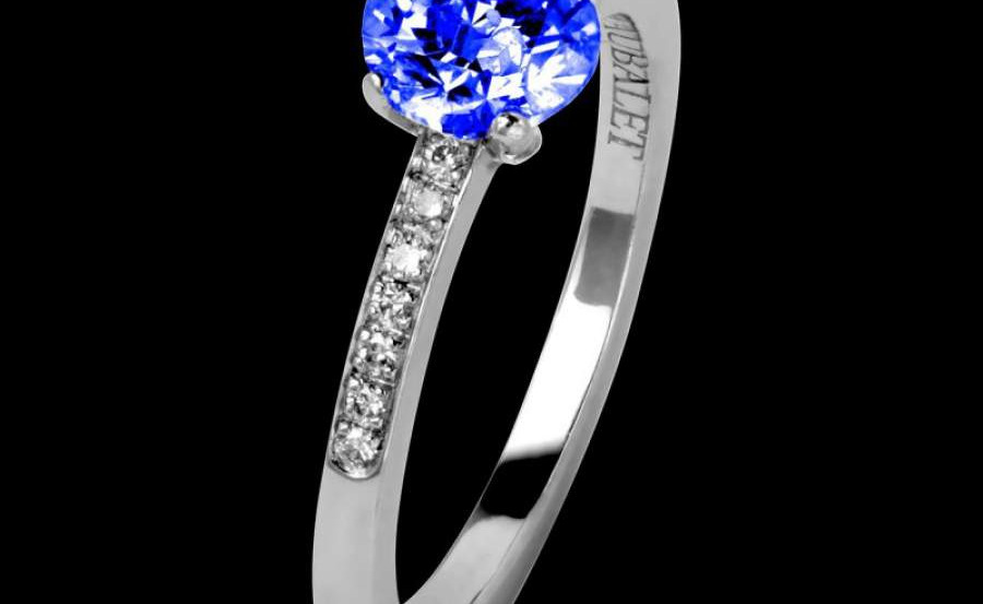Bague saphir bleu 1 carat
