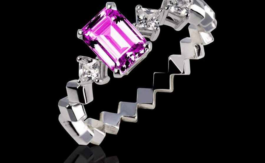 Bague en Saphir rose de Ceylan